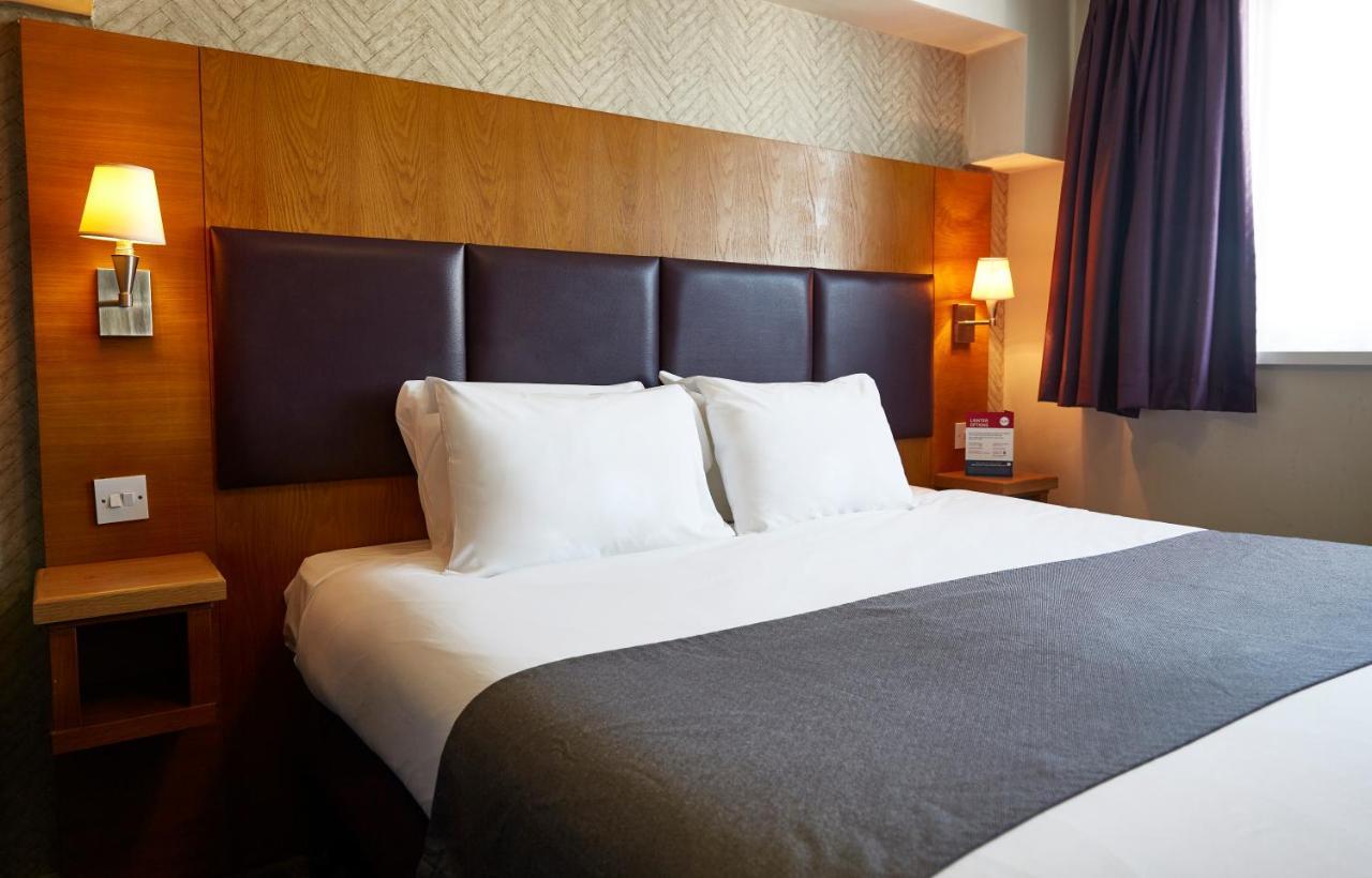 De Trafford Arms By Chef & Brewer Collection Hotel Alderley Edge Buitenkant foto