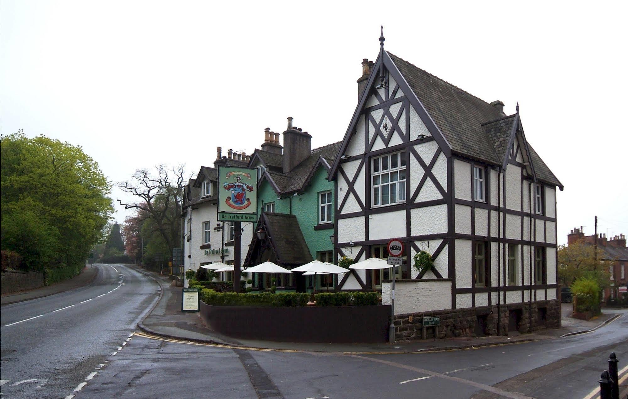 De Trafford Arms By Chef & Brewer Collection Hotel Alderley Edge Buitenkant foto